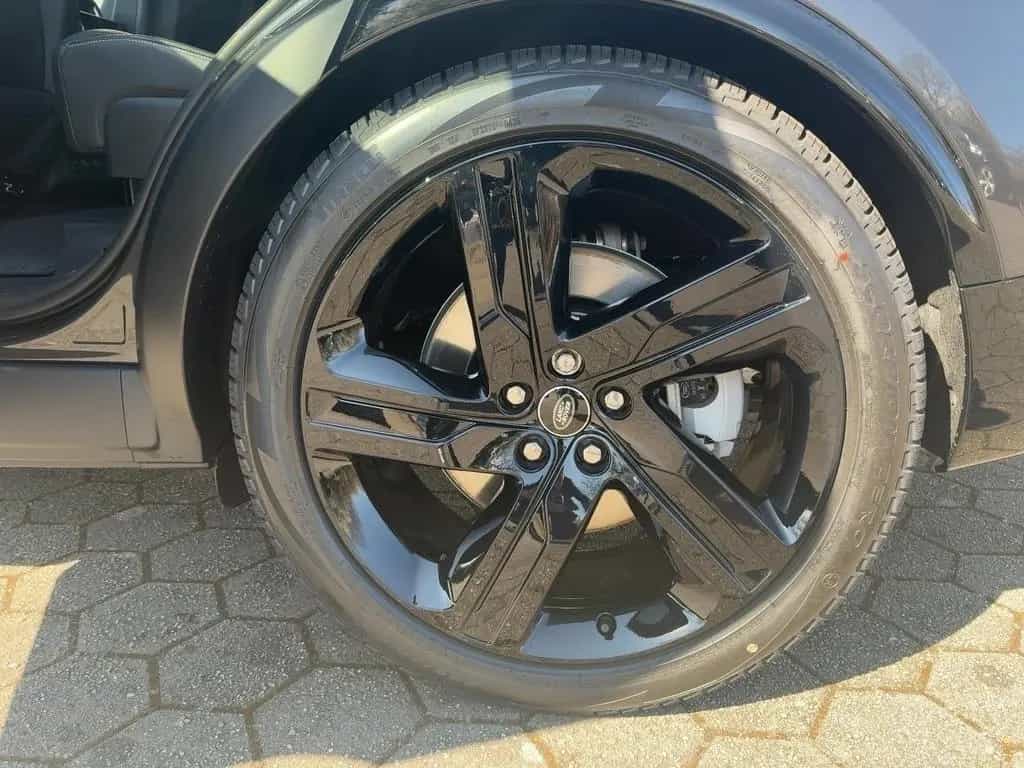 Land Rover Discovery D350 Dynamic SE 7 Seats *Standheizung 03/2025-photo-11