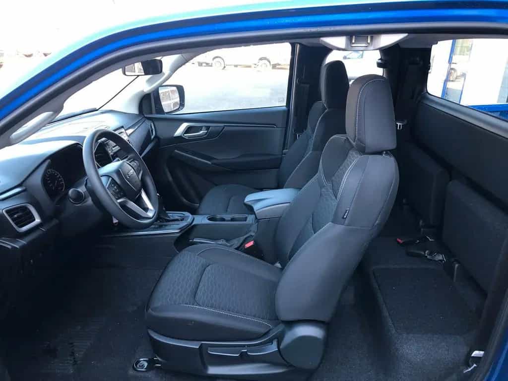 Isuzu D-Max Space Cab LS AT + SOFORT + 06/2025-photo-19