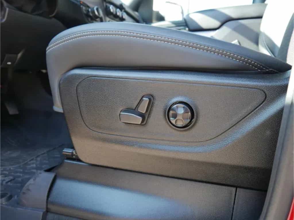 Dodge RAM Ram1500 4X4 05/2021-photo-16
