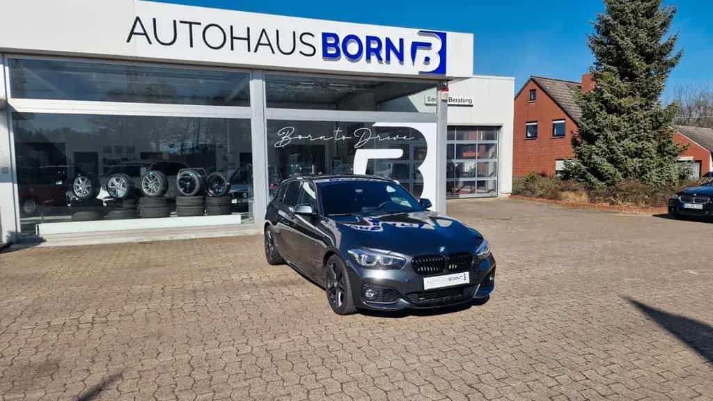 BMW 1 Series 118 i M Sport Paket S/W Räder Shadow Line 03/2018-photo-0