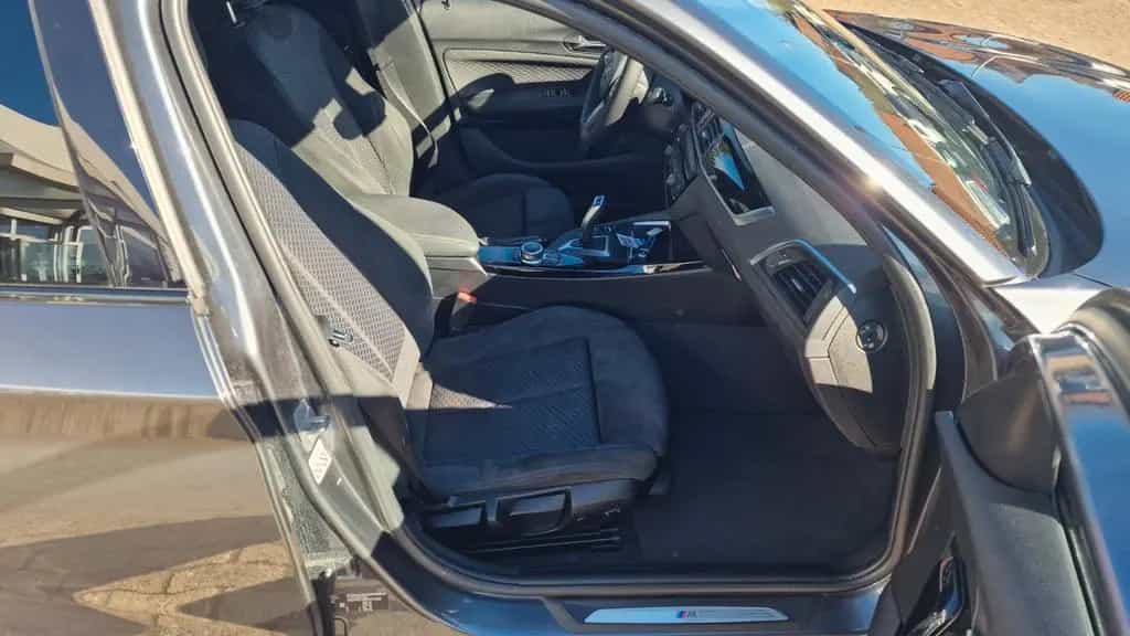 BMW 1 Series 118 i M Sport Paket S/W Räder Shadow Line 03/2018-photo-20