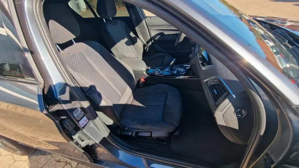 BMW 1 Series 118 i M Sport Paket S/W Räder Shadow Line 03/2018-photo-21