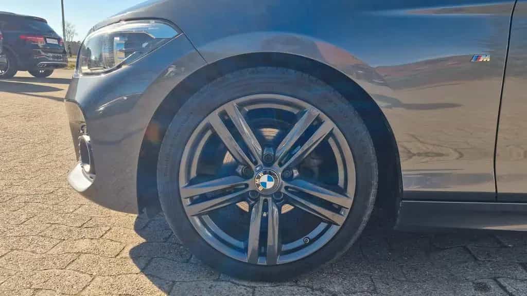 BMW 1 Series 118 i M Sport Paket S/W Räder Shadow Line 03/2018-photo-27