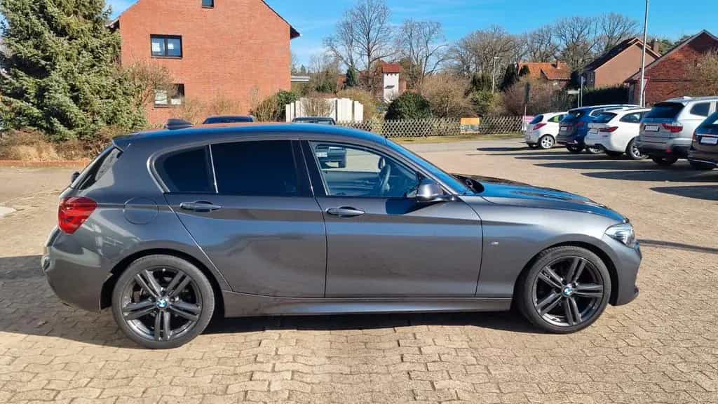 BMW 1 Series 118 i M Sport Paket S/W Räder Shadow Line 03/2018-photo-6