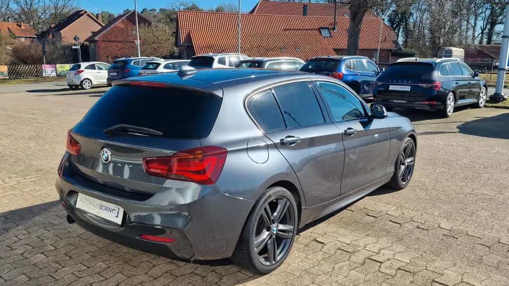BMW 1 Series 118 i M Sport Paket S/W Räder Shadow Line 03/2018-photo-8