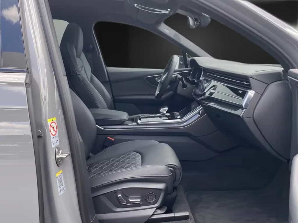 Audi SQ7 competition plus 7Sitz*Pano*Matrix*ACC*22 01/2024-photo-14
