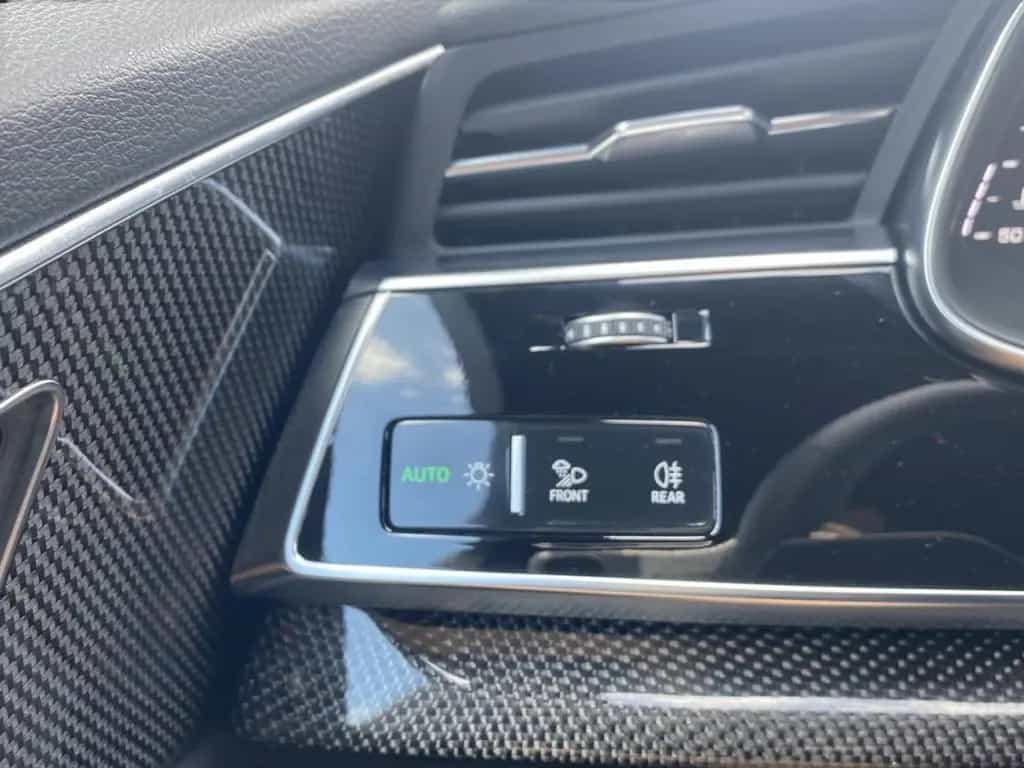 Audi SQ7 competition plus 7Sitz*Pano*Matrix*ACC*22 01/2024-photo-27