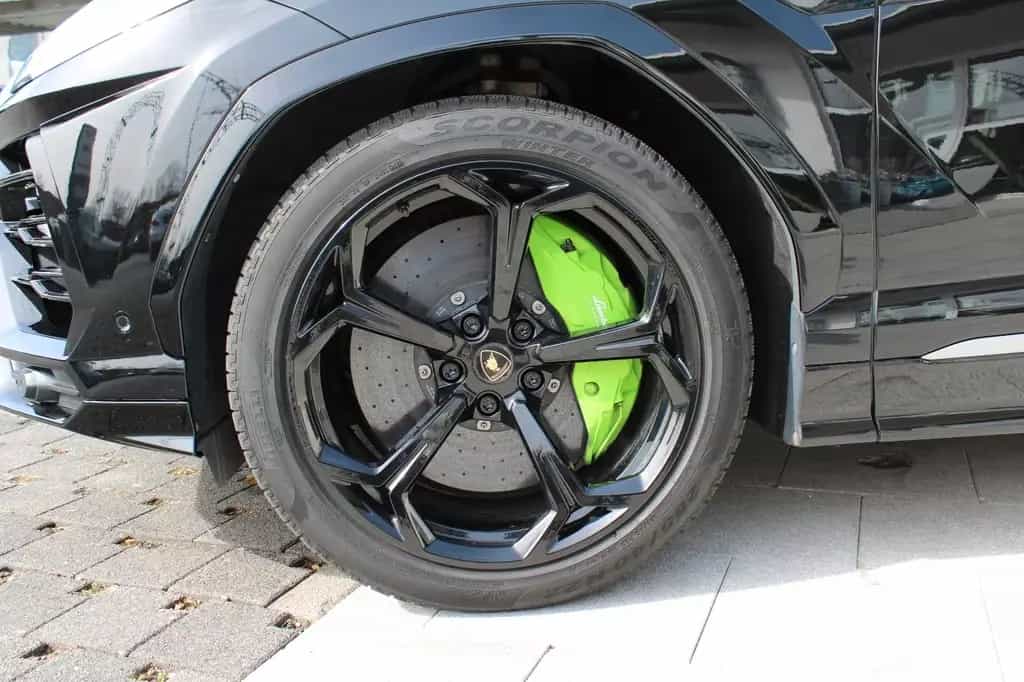 Lamborghini Urus 4.0 V8/B&O/Pano./ADAS/Massage/HUD/ACC 11/2018-photo-11