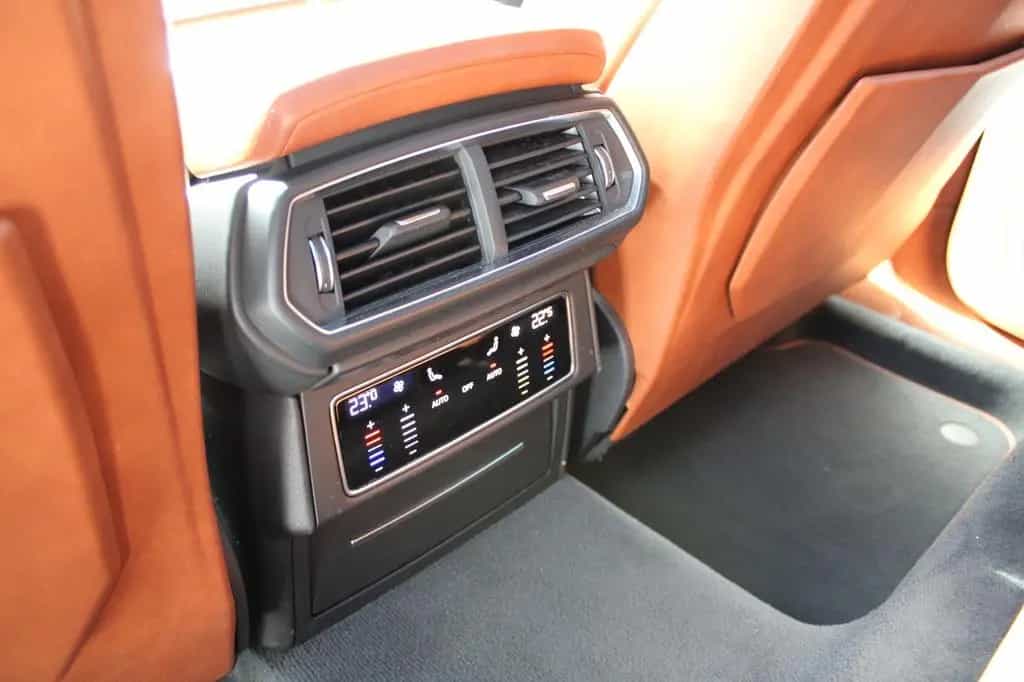 Lamborghini Urus 4.0 V8/B&O/Pano./ADAS/Massage/HUD/ACC 11/2018-photo-20