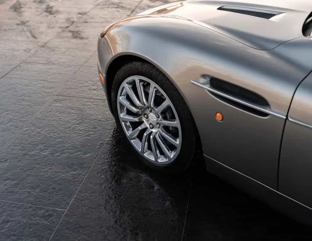 Aston Martin Vanquish V12 6,0 Coupé 03/2003-photo-4
