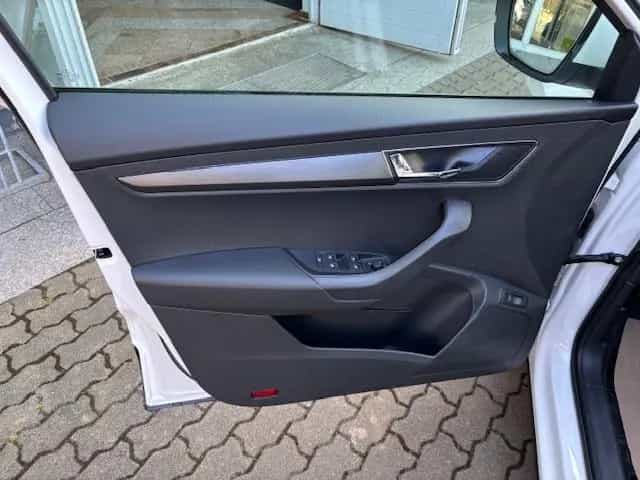 Skoda Karoq 1.5 TSI Style+LED+NAVI+ACC+KAMERA+ALU-18'+ 05/2019-photo-10