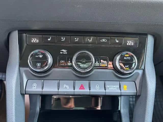 Skoda Karoq 1.5 TSI Style+LED+NAVI+ACC+KAMERA+ALU-18'+ 05/2019-photo-18