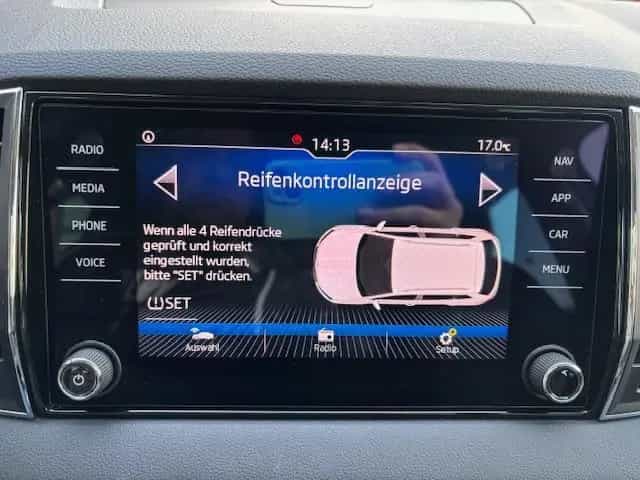 Skoda Karoq 1.5 TSI Style+LED+NAVI+ACC+KAMERA+ALU-18'+ 05/2019-photo-25
