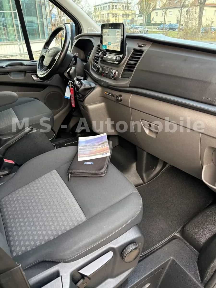Ford Transit Custom 04/2018-photo-12