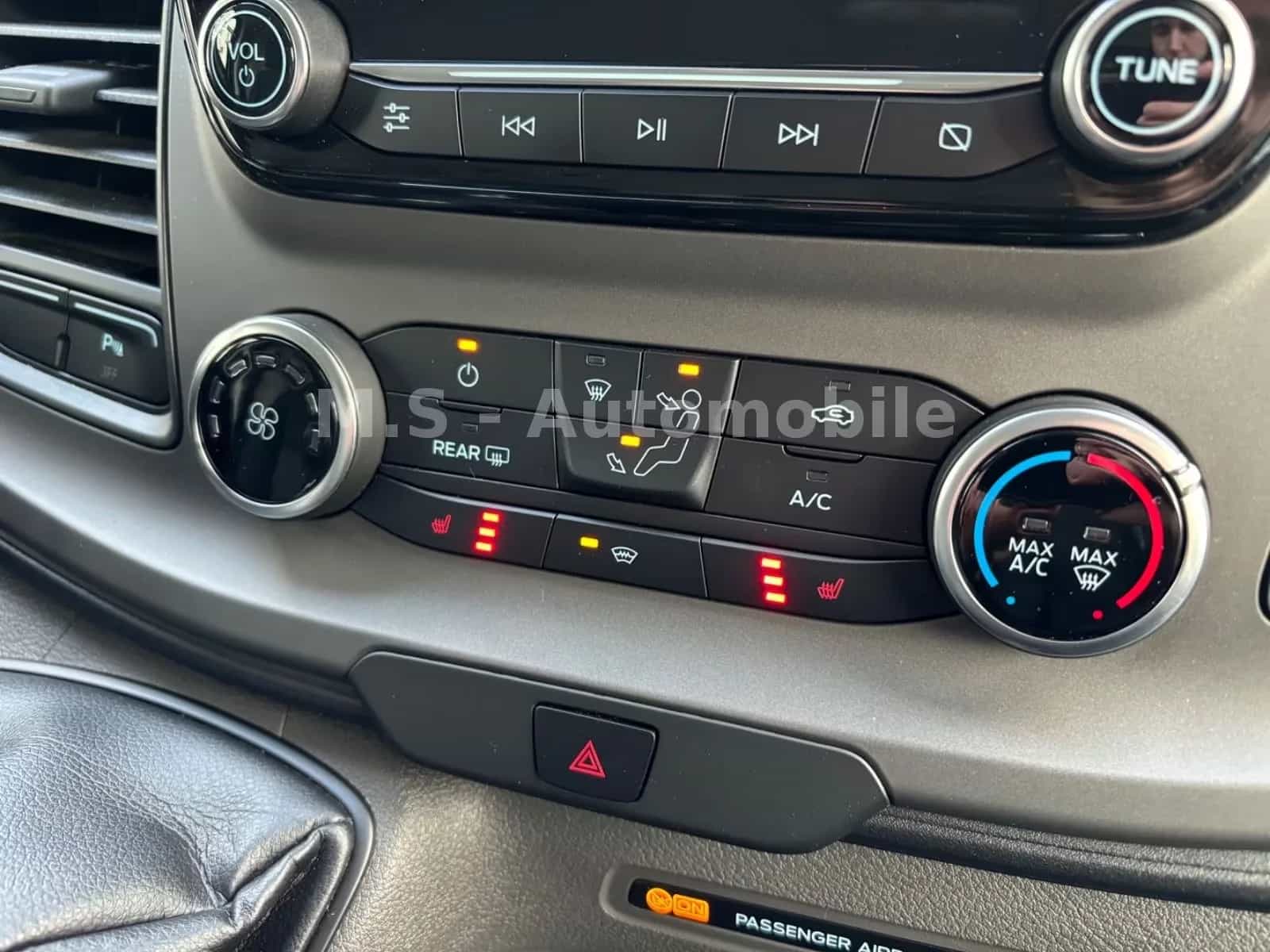 Ford Transit Custom 04/2018-photo-15