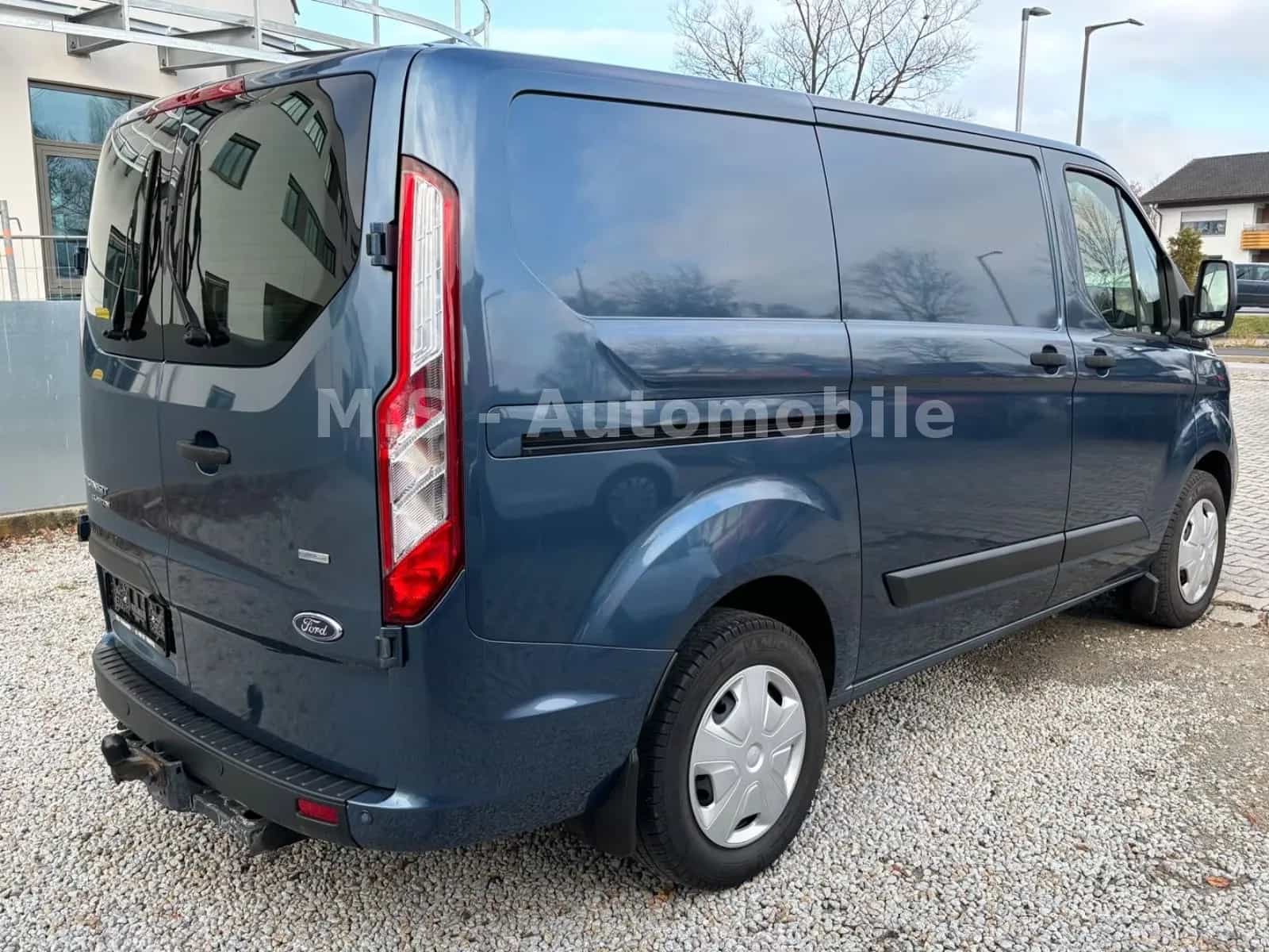 Ford Transit Custom 04/2018-photo-4