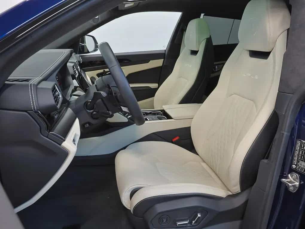 Lamborghini Urus S / AKRAPOVIC / PANO / B & O / MASSAGE 07/2023-photo-10