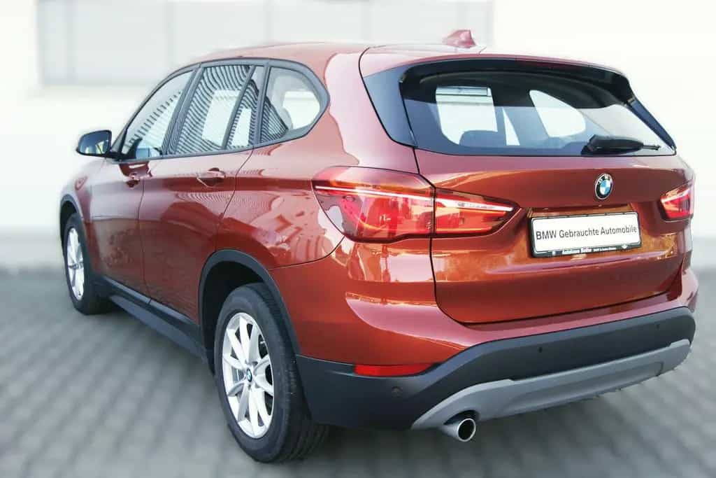 BMW X1 sDrive18i AUTOM*ADVANT*LED*PARKAS*SHZ*TEMP*NA 04/2019-photo-10