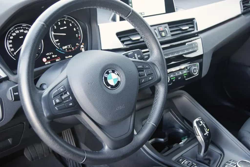 BMW X1 sDrive18i AUTOM*ADVANT*LED*PARKAS*SHZ*TEMP*NA 04/2019-photo-15