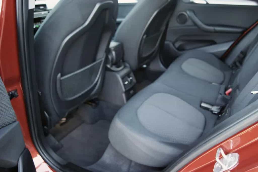 BMW X1 sDrive18i AUTOM*ADVANT*LED*PARKAS*SHZ*TEMP*NA 04/2019-photo-25