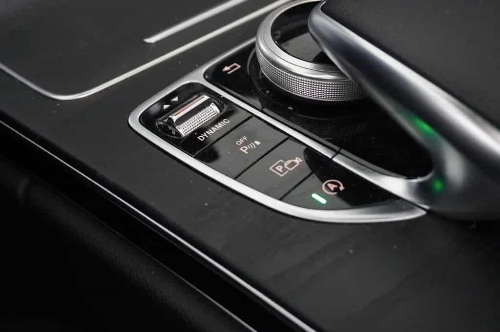 Mercedes-Benz C 200 CABRIO 9G AMG LINE NAVI/LED/KAMERA/SPORT 05/2020-photo-23