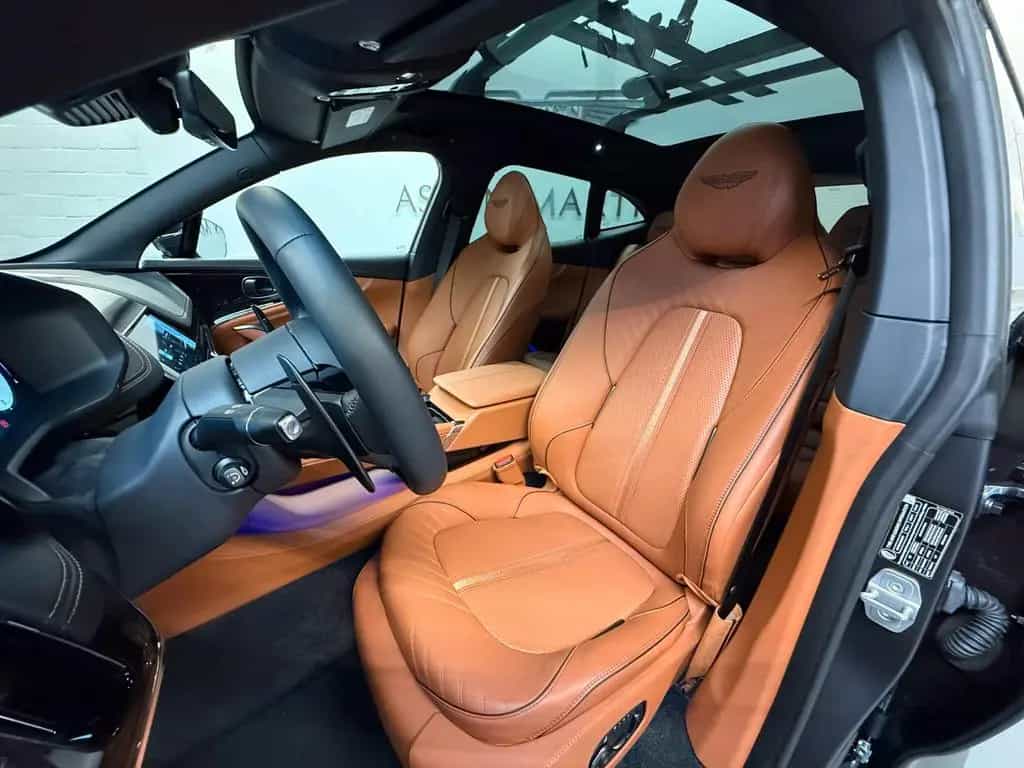 Aston Martin DBX707 NEW INFOTAINMENT | Aston Martin Brussels 03/2026-photo-13
