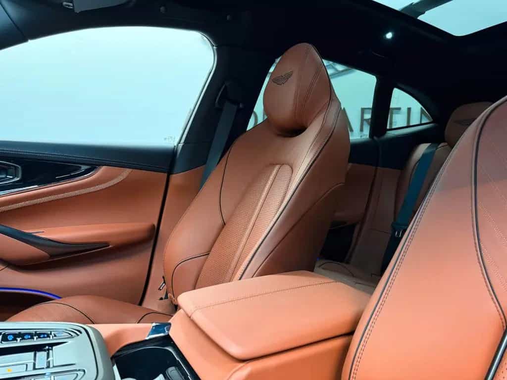 Aston Martin DBX707 NEW INFOTAINMENT | Aston Martin Brussels 03/2026-photo-16