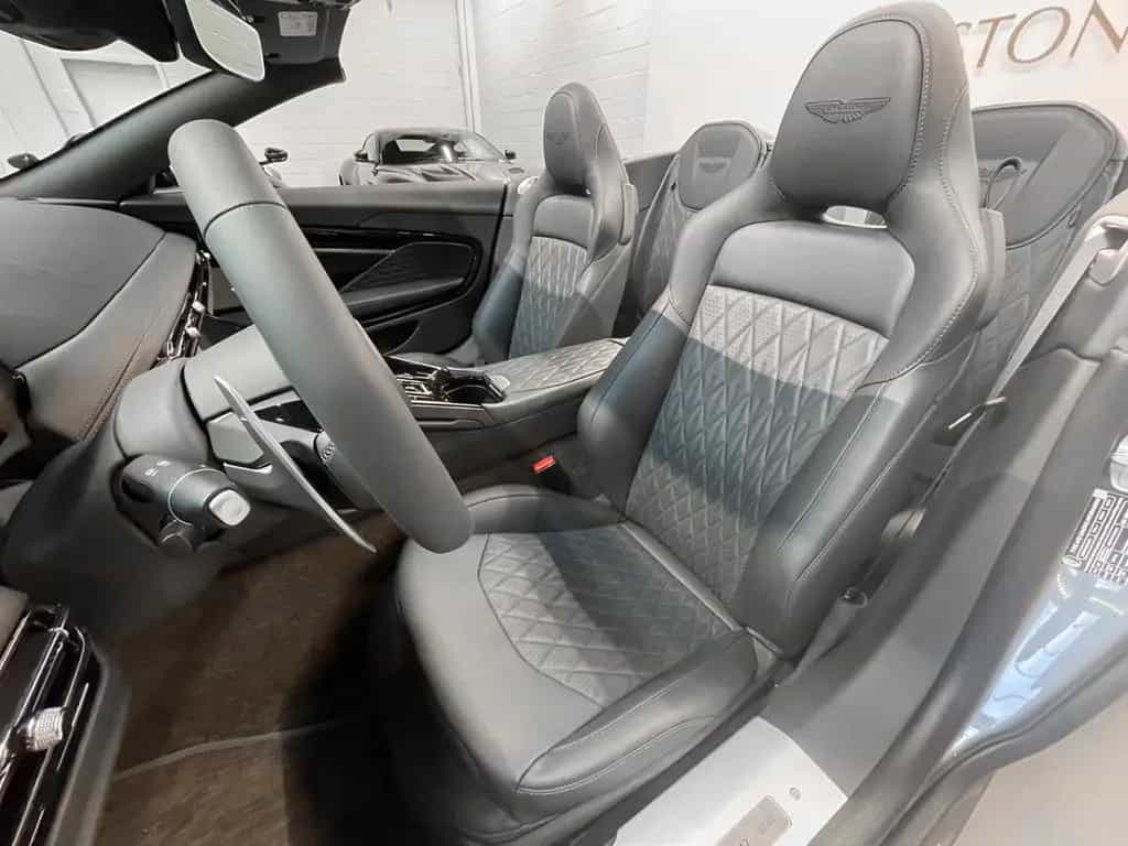 Aston Martin DB12 Volante | Aston Martin Brussels 05/2025-photo-14