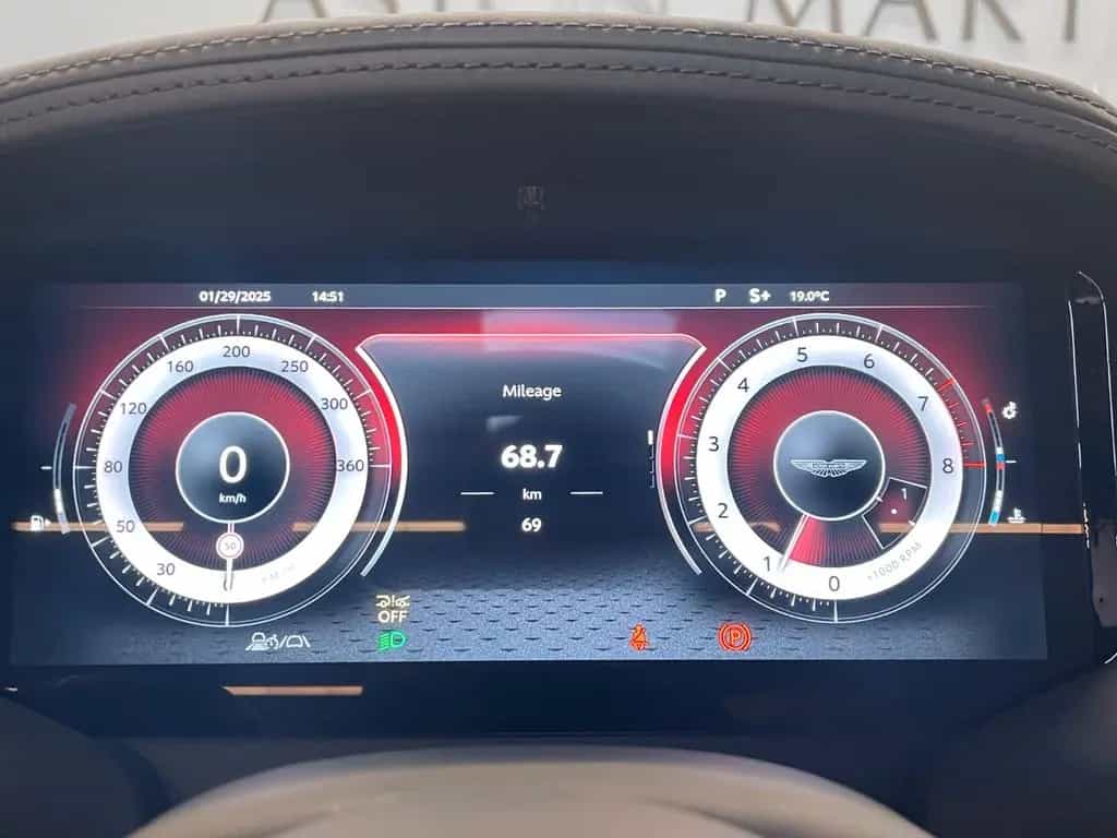 Aston Martin DB12 Volante | Aston Martin Brussels 05/2025-photo-17