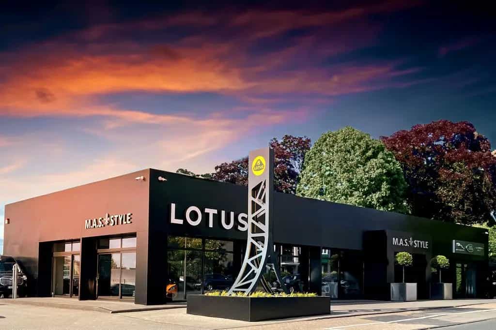 Lotus Emira V6 First Edition neuwertig Lotus Wuppertal 03/2023-photo-18