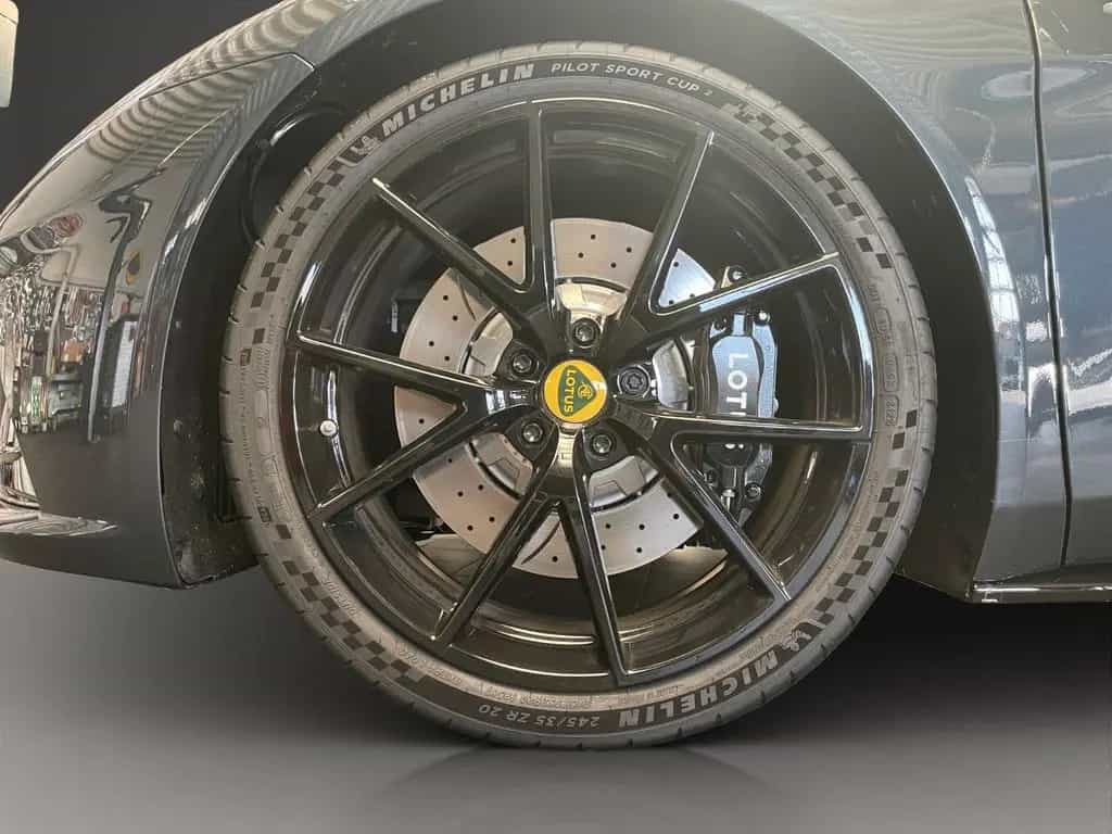 Lotus Emira V6 First Edition neuwertig Lotus Wuppertal 03/2023-photo-9