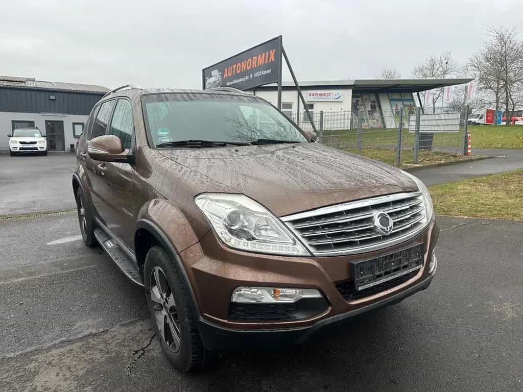 Ssangyong Rexton Rexton W Sapphire 4WD 12/2015-photo-5