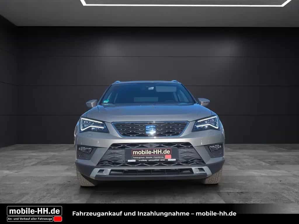 Seat Ateca Xcellence*PANO*360°KAMERA*LED*TWA* 06/2017-photo-1
