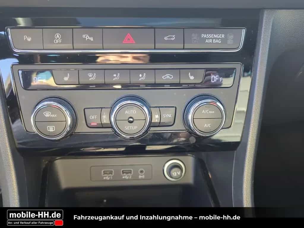 Seat Ateca Xcellence*PANO*360°KAMERA*LED*TWA* 06/2017-photo-10
