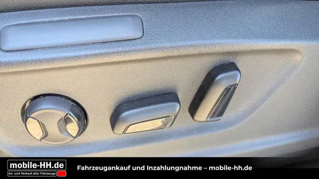 Seat Ateca Xcellence*PANO*360°KAMERA*LED*TWA* 06/2017-photo-12