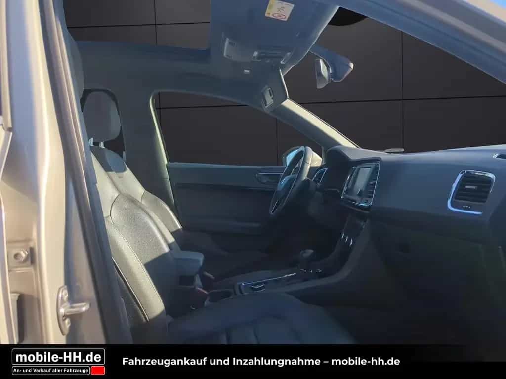 Seat Ateca Xcellence*PANO*360°KAMERA*LED*TWA* 06/2017-photo-16