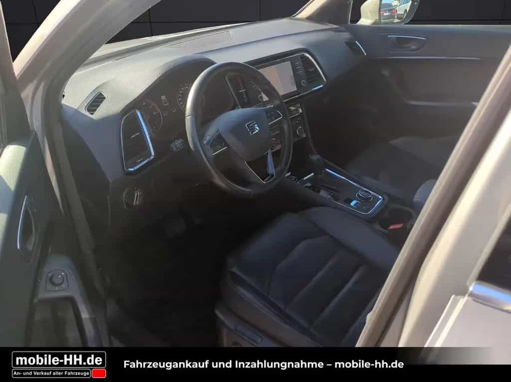 Seat Ateca Xcellence*PANO*360°KAMERA*LED*TWA* 06/2017-photo-8