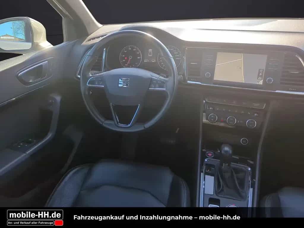 Seat Ateca Xcellence*PANO*360°KAMERA*LED*TWA* 06/2017-photo-9