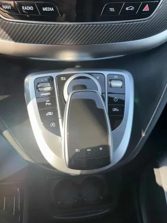 Mercedes-Benz V 250 d LANG AMG-LINE LED 3xEL.TÜREN WEBASTO AHK 03/2018-photo-19