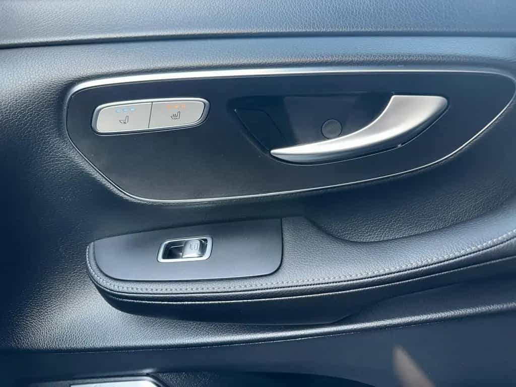 Mercedes-Benz V 250 d LANG AMG-LINE LED 3xEL.TÜREN WEBASTO AHK 03/2018-photo-21