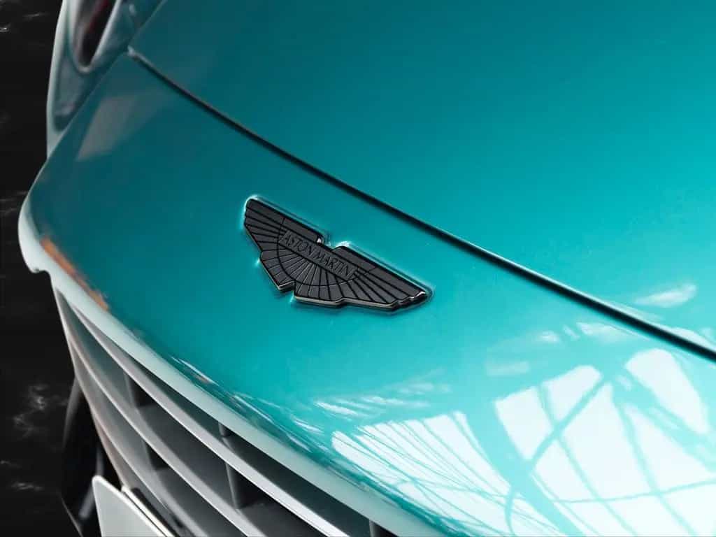 Aston Martin V12 Vantage Roadster | AMR Green | 1 of 249 02/2023-photo-15