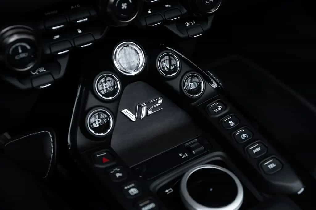 Aston Martin V12 Vantage Roadster | AMR Green | 1 of 249 02/2023-photo-20