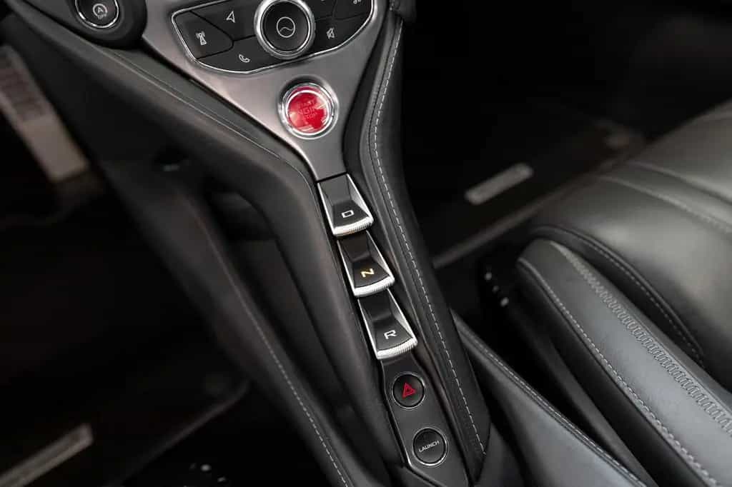McLaren 720S Coupe - Luxury, Memphis Red, B&W 01/2018-photo-16