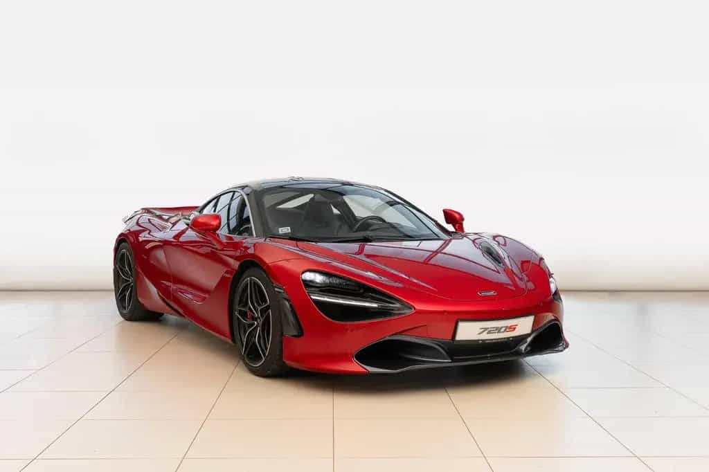 McLaren 720S Coupe - Luxury, Memphis Red, B&W 01/2018-photo-2