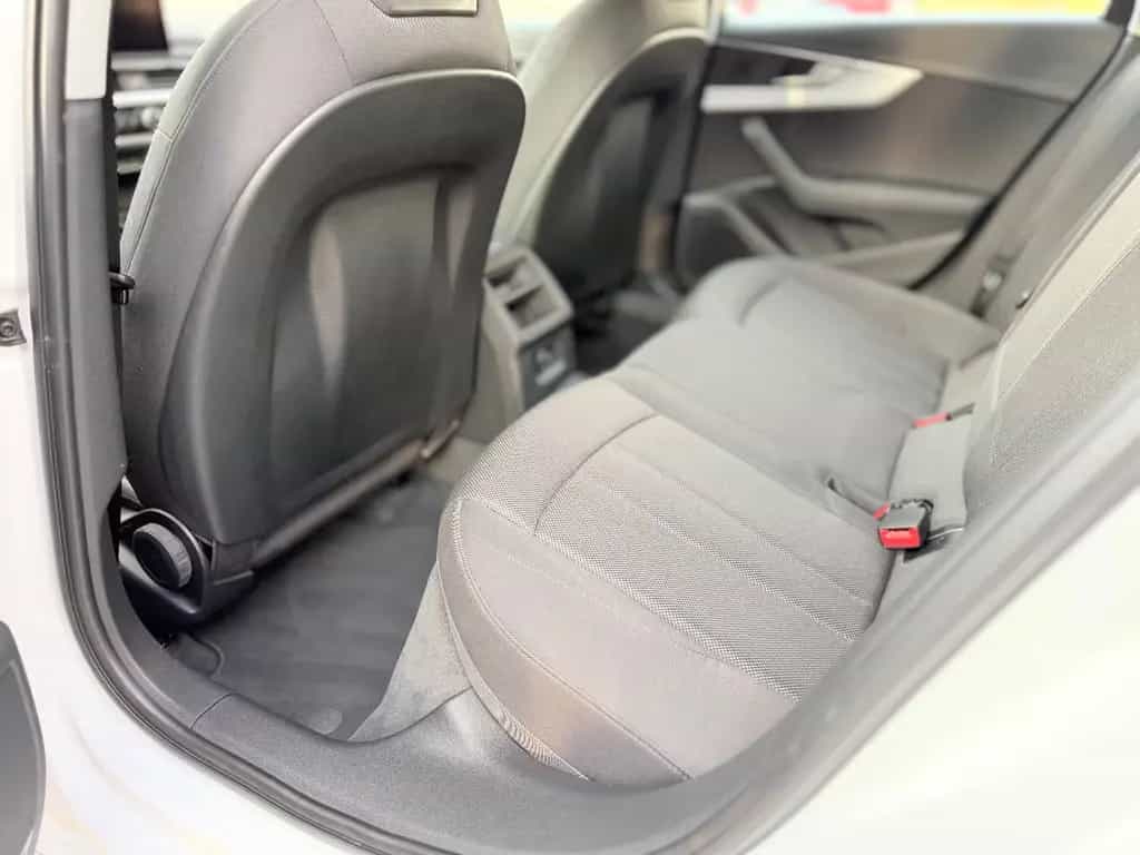 Audi A4 Lim.AUTOMATI/PDC/KAMERA/TEMPOMA/I HAND 11/2017-photo-18