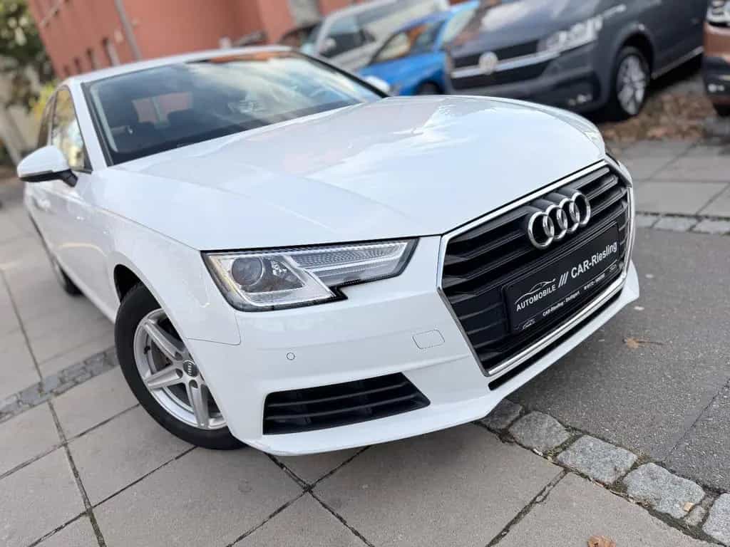 Audi A4 Lim.AUTOMATI/PDC/KAMERA/TEMPOMA/I HAND 11/2017-photo-32