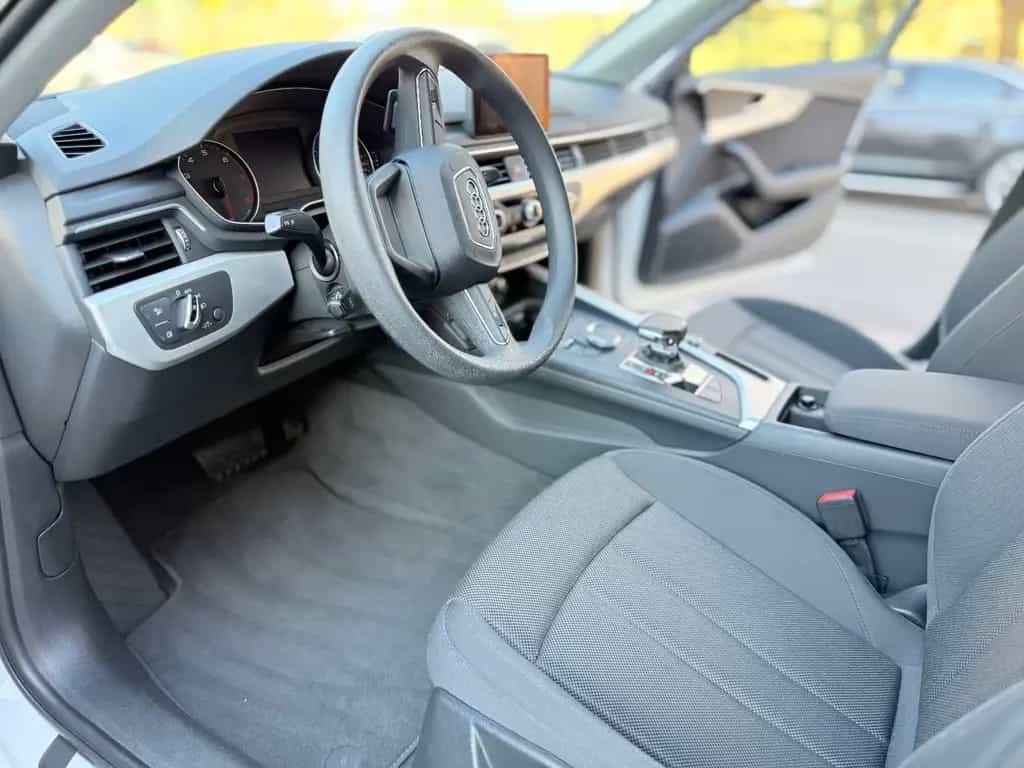 Audi A4 Lim.AUTOMATI/PDC/KAMERA/TEMPOMA/I HAND 11/2017-photo-38