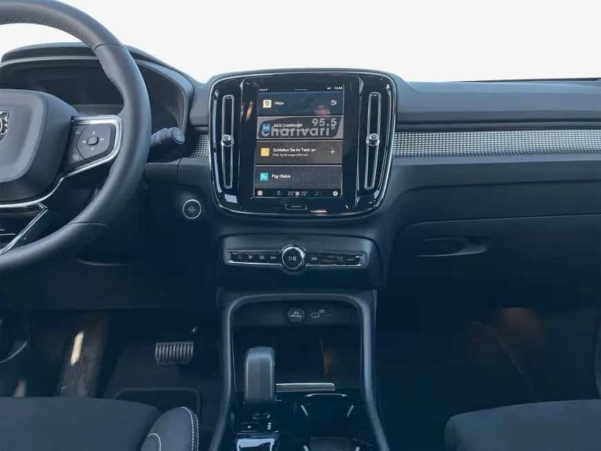 Volvo XC40 B4 B DKG Plus Dark 10/2024-photo-14