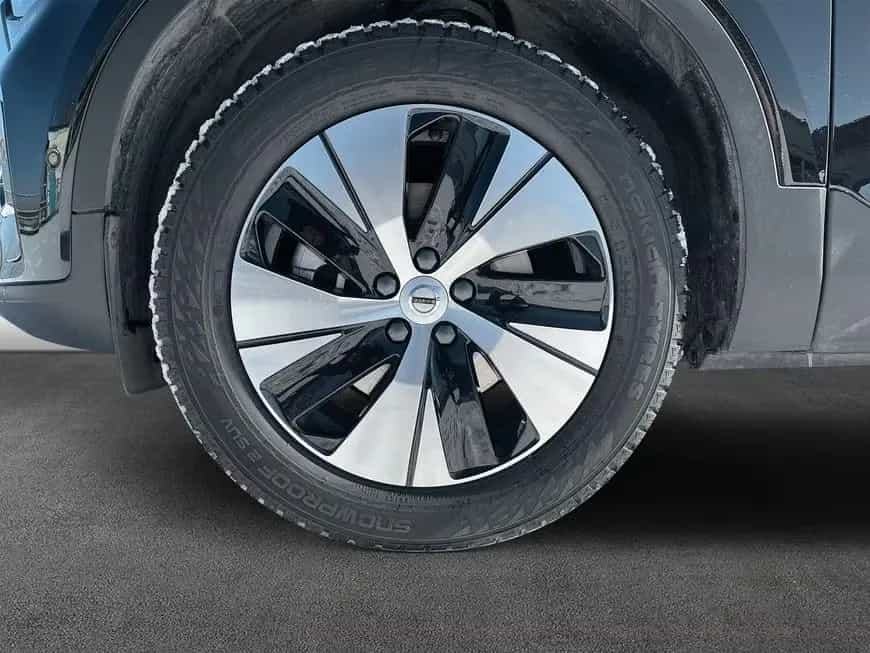 Volvo XC40 B4 B DKG Plus Dark 10/2024-photo-6