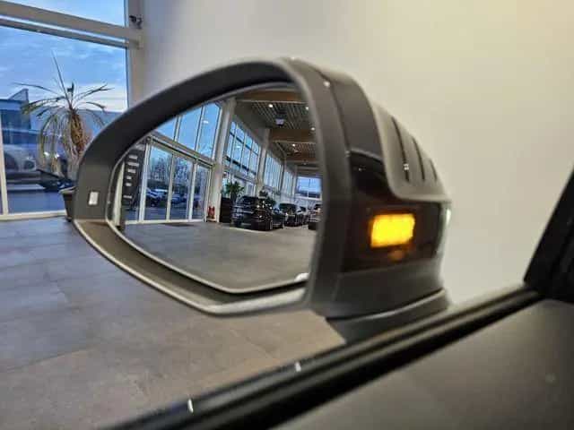 Audi A4 2x S Line Competition Pano Kamera Ahk 19'' 12/2023-photo-23